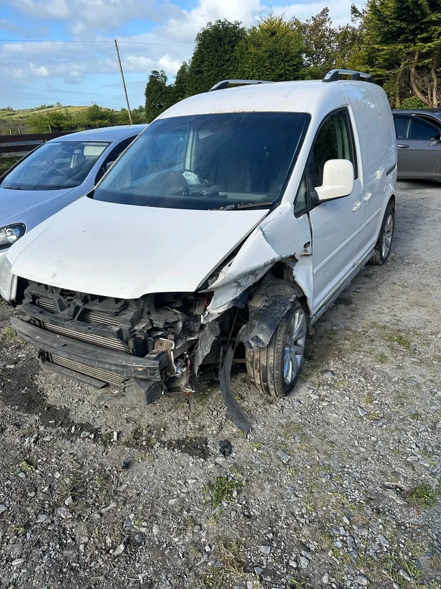 2007 Volkswagen caddy for breaking only - Image 4