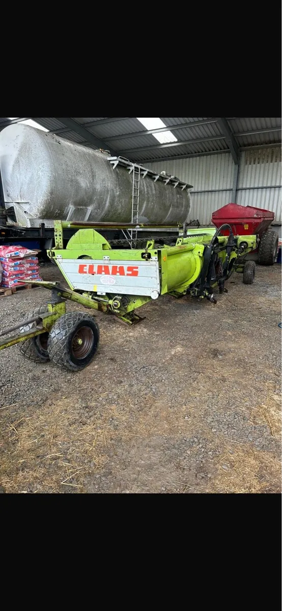 Wholecrop header and Class Corn Cracker - Image 2