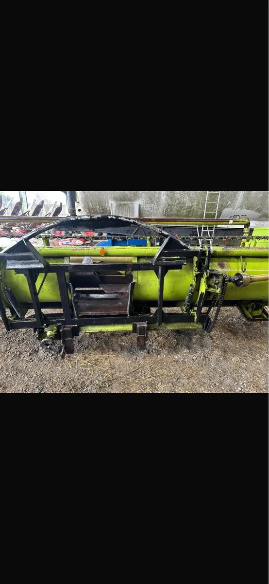 Wholecrop header and Class Corn Cracker - Image 3