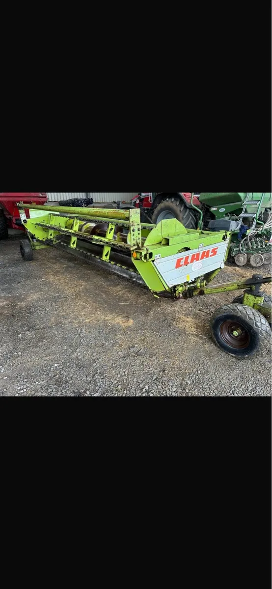 Wholecrop header and Class Corn Cracker - Image 1