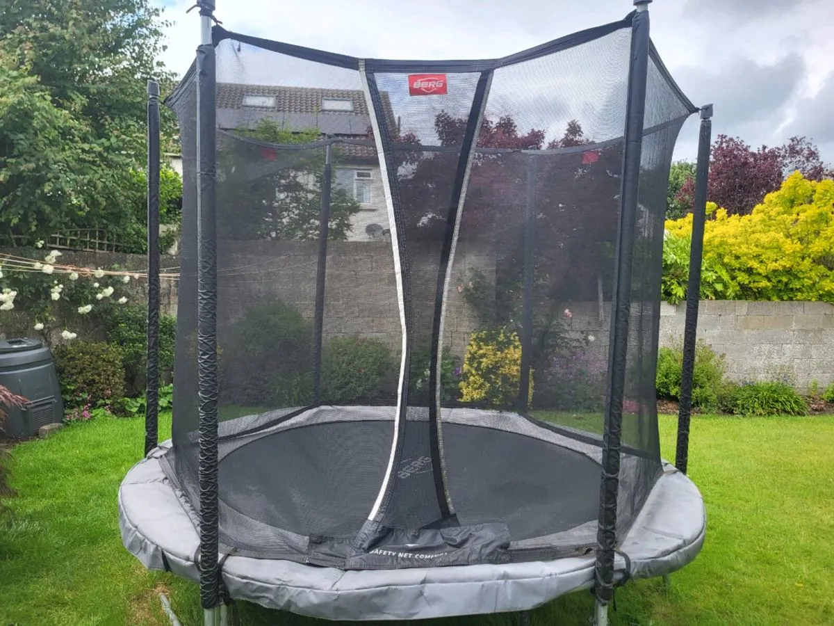 Berg 9ft trampoline - Image 1