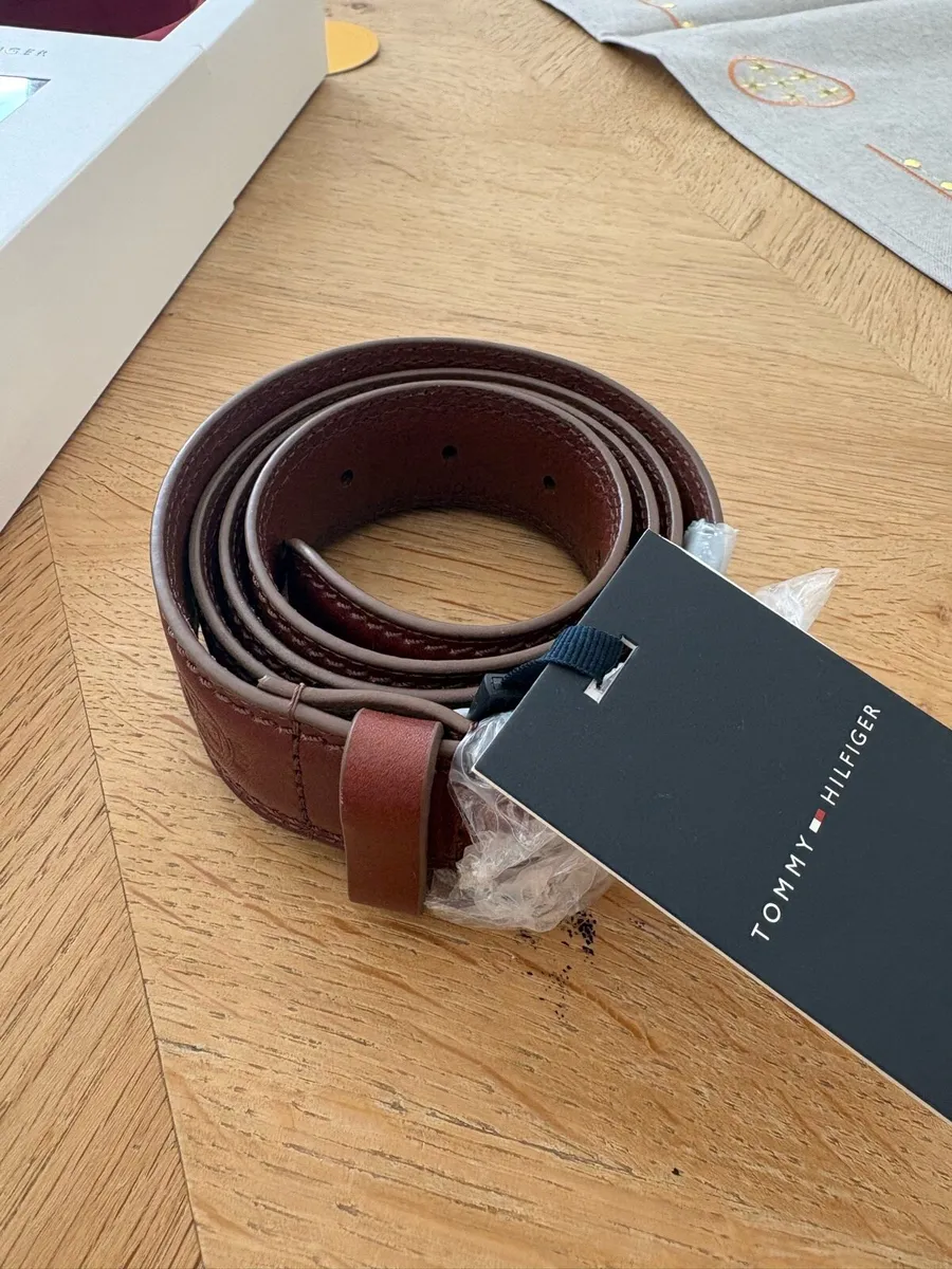Tommy Hilfiger leather belt - Image 3