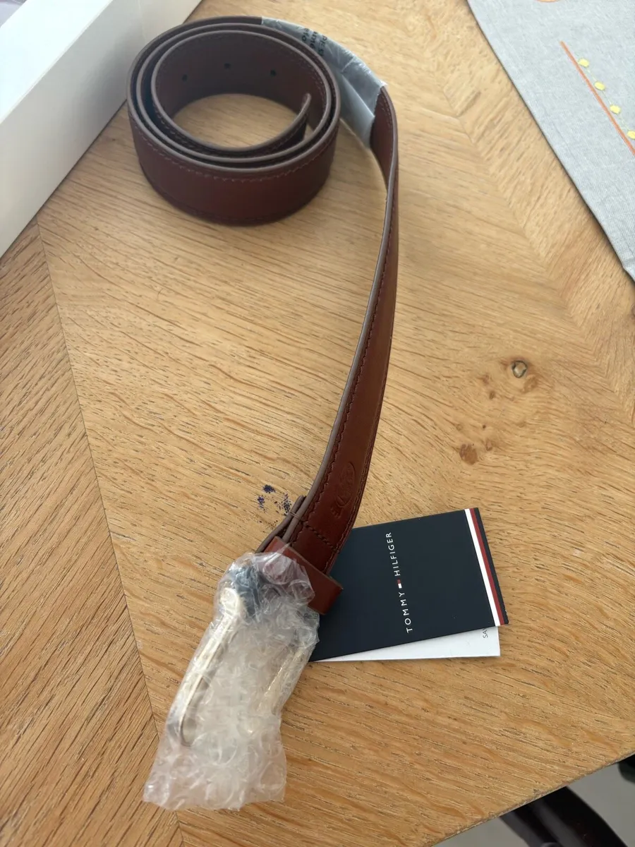 Tommy Hilfiger leather belt - Image 4