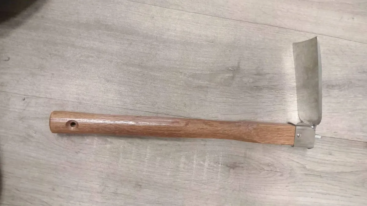 New small axe - Image 2
