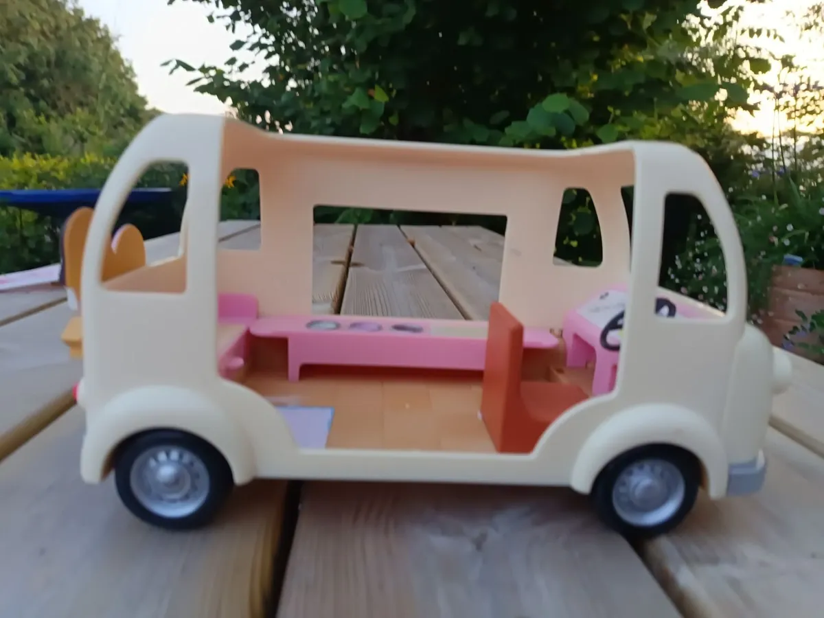 Sylvanian families ice cream van - Image 2