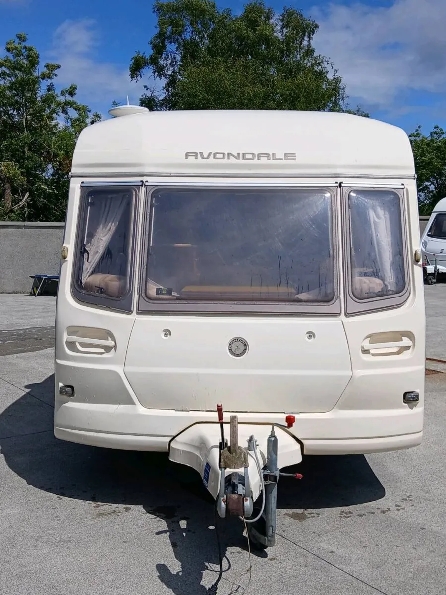 4 berth avondale eagle fixed bed - Image 4