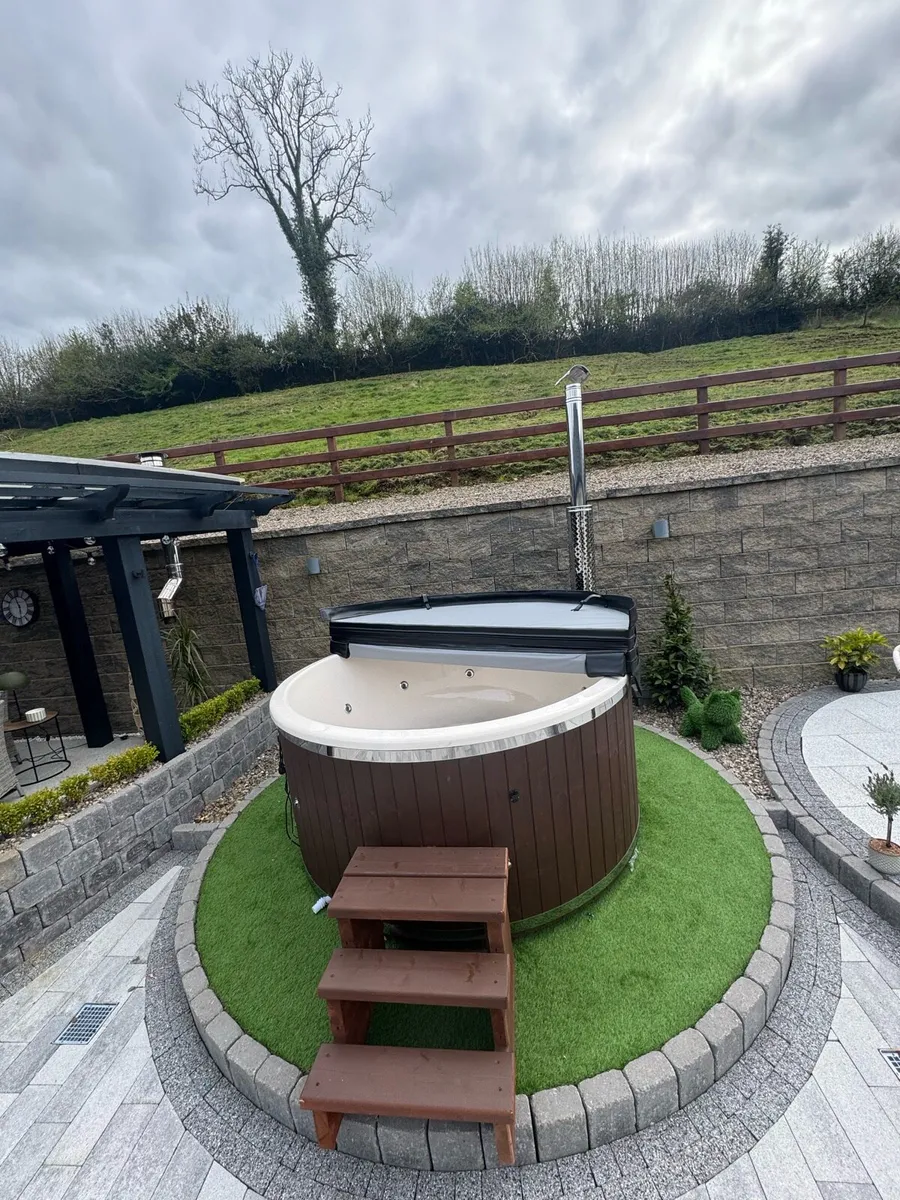 Hot tub - Image 3