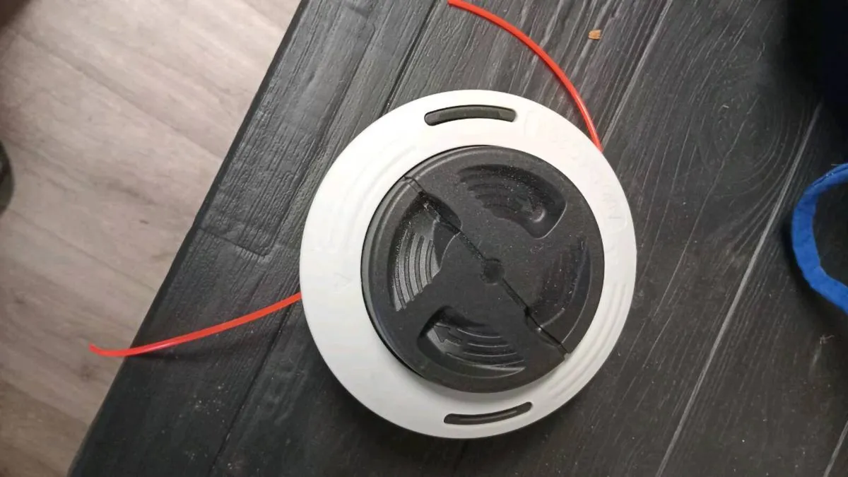 New strimmer head - Image 1