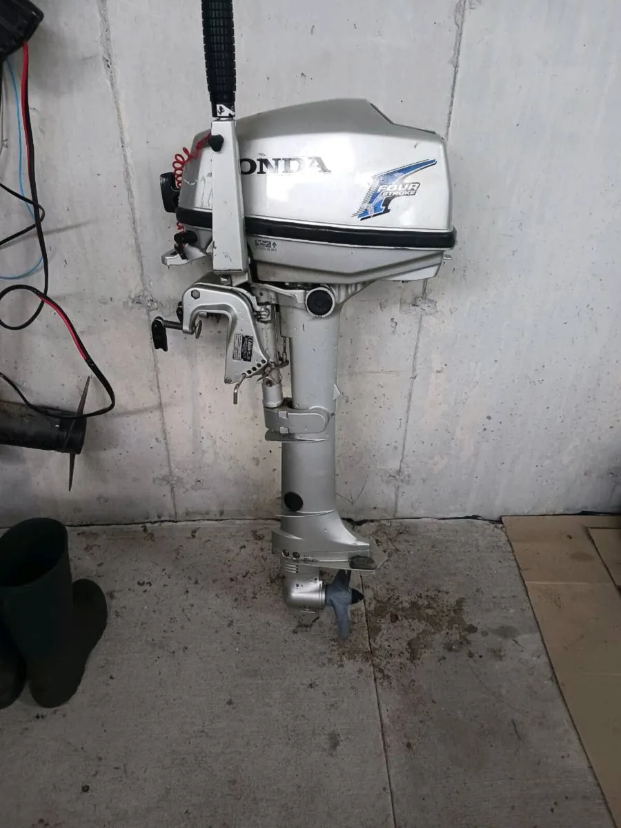 Honda 5hp 4 stroke long shaft outboard engine - Image 4