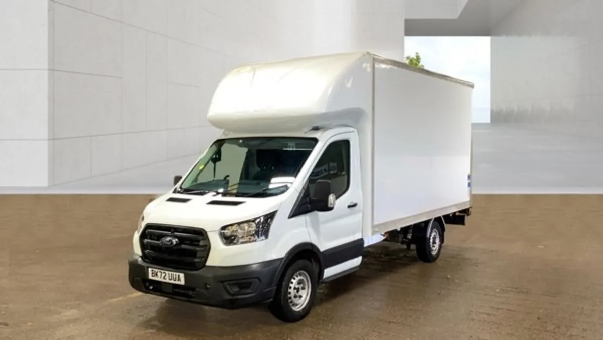 2022 Ford Transit Luton L4 €20000 ON IRISH REG - Image 2