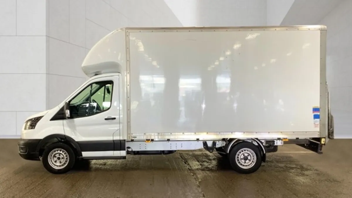 2022 Ford Transit Luton L4 €20000 ON IRISH REG - Image 3
