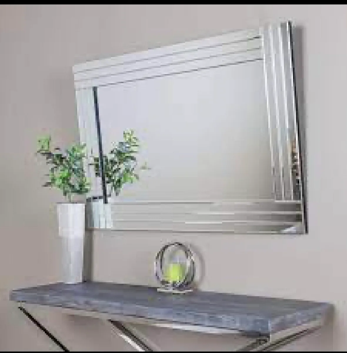 Mirror brand new for quick sale in outlet store - Image 4
