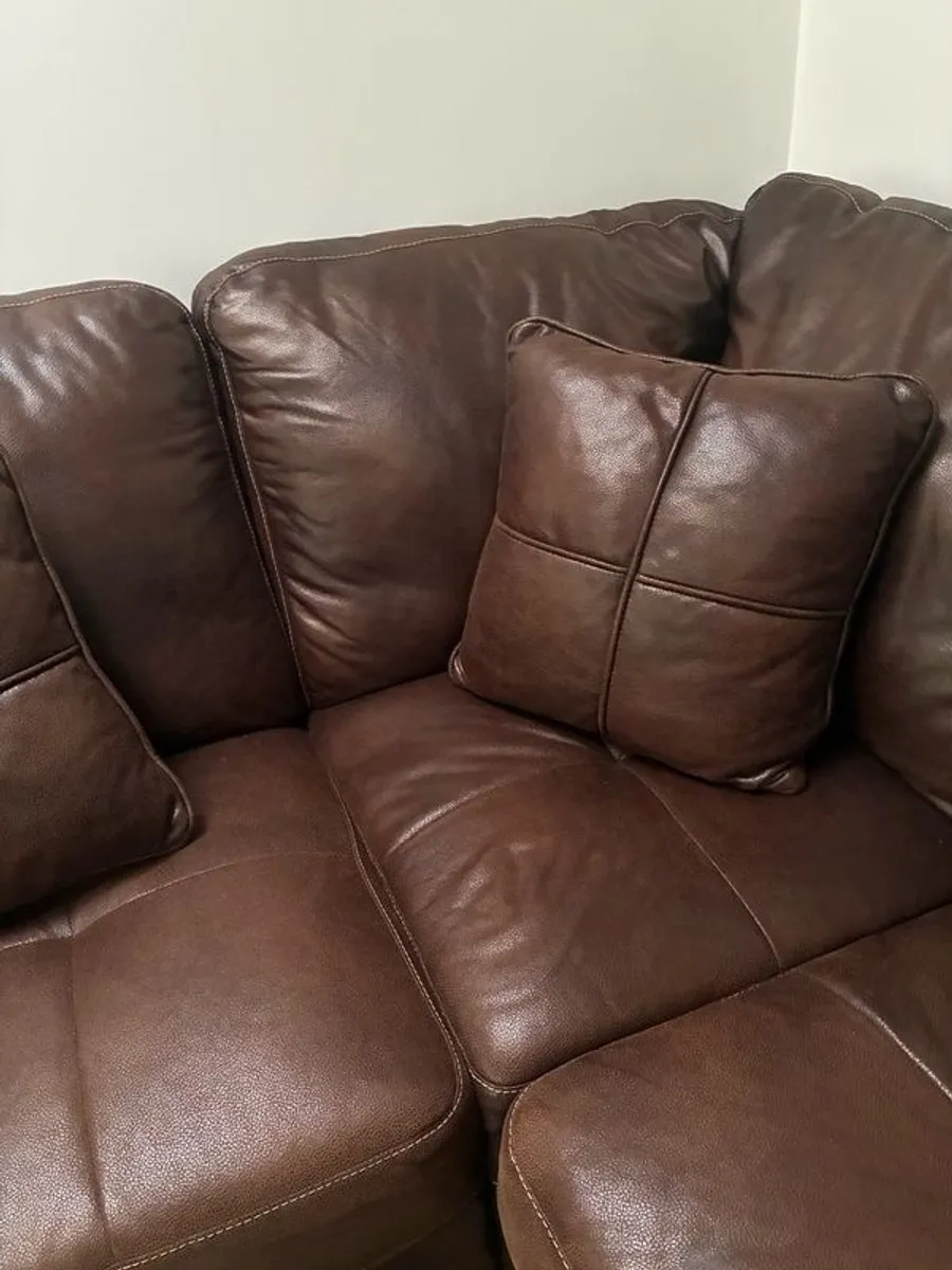 sofa - Image 2