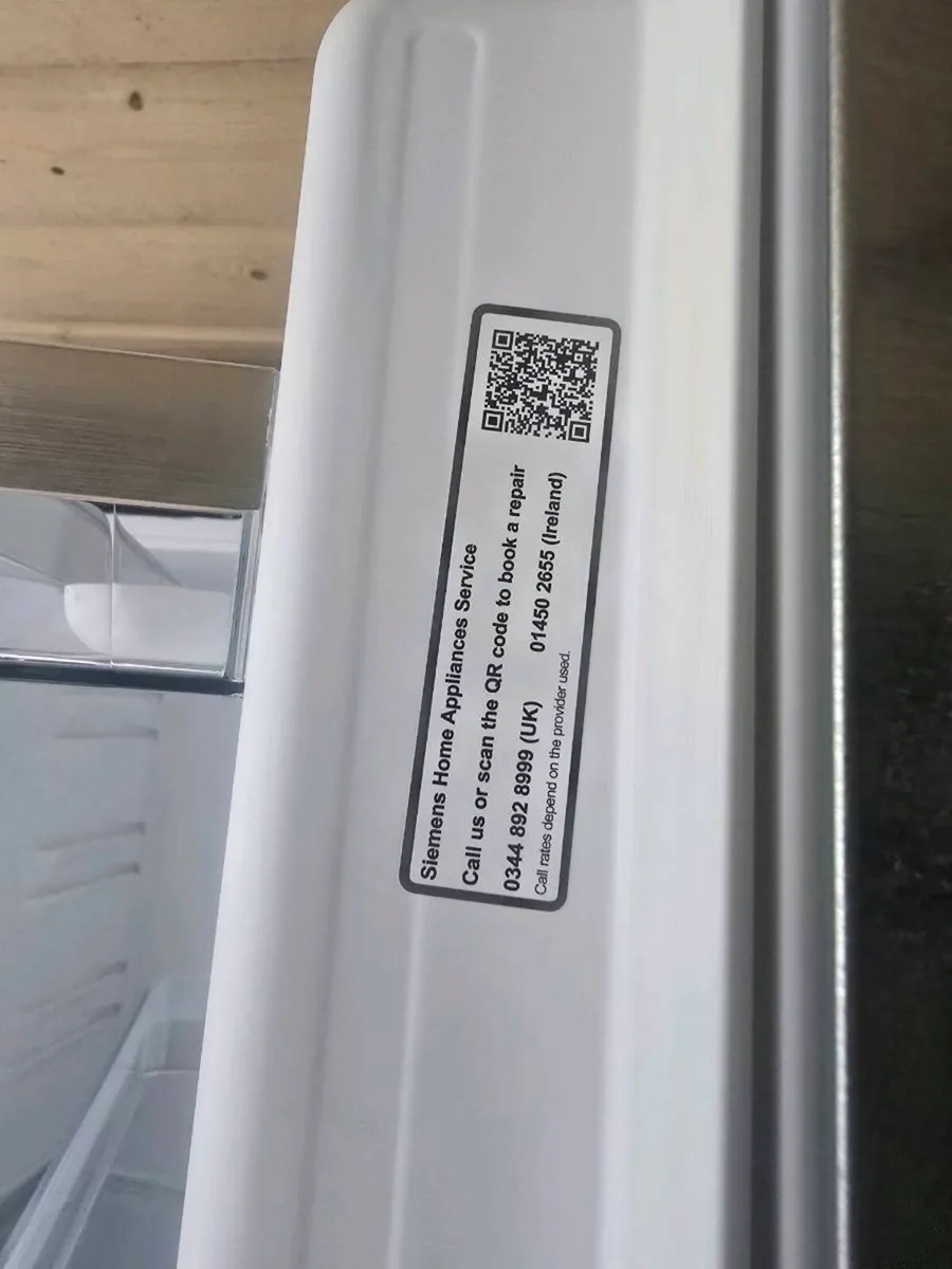 Integrated fridge and freezer - Image 2