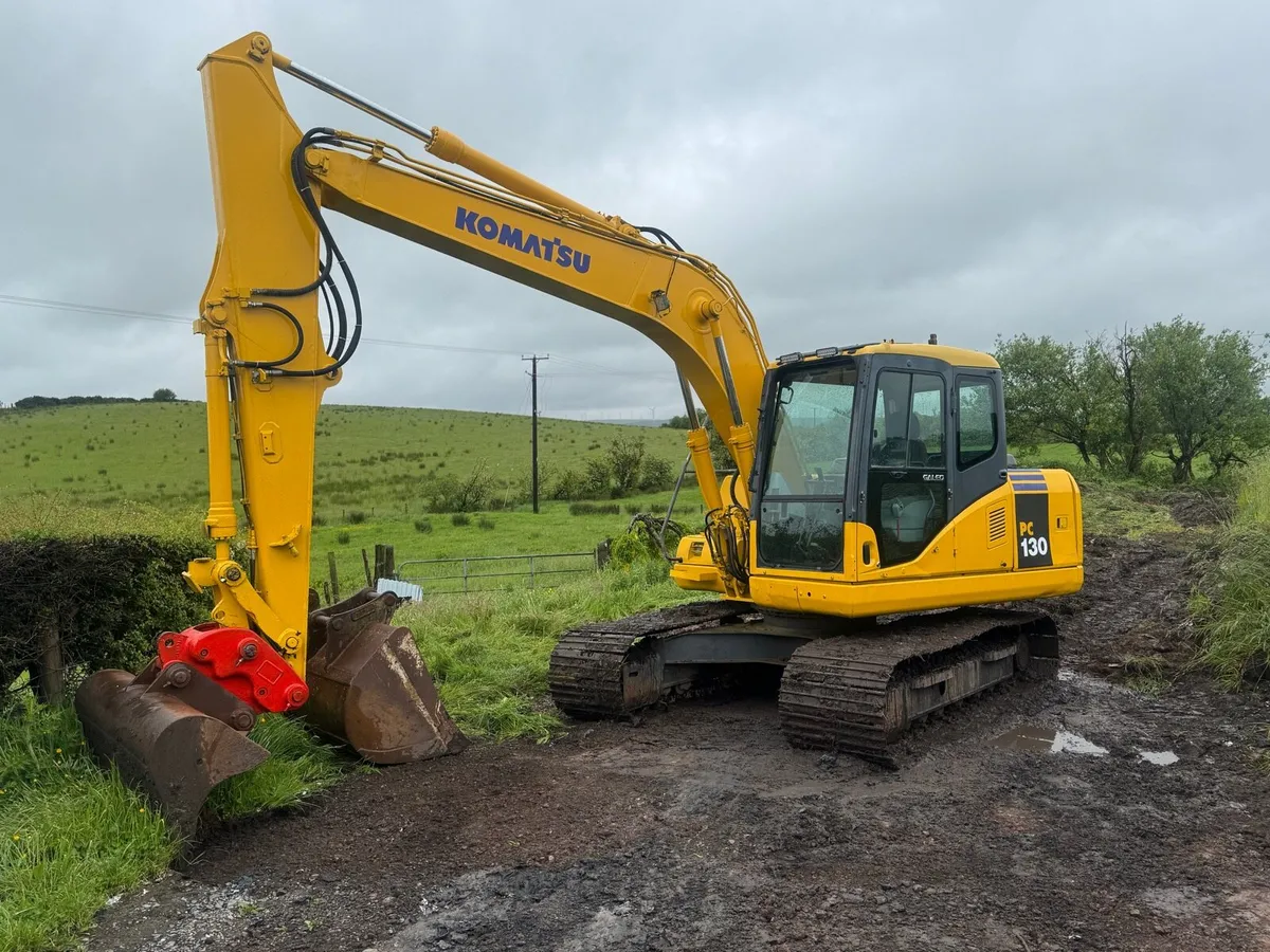 2007 Komatsu PC130-7 Digger - Image 1