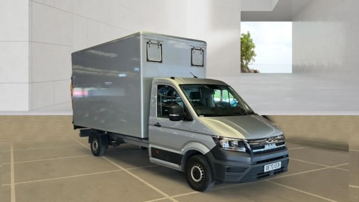 2020 MAN TGE 3 LUTON €15000 ON IRISH REG - Image 1