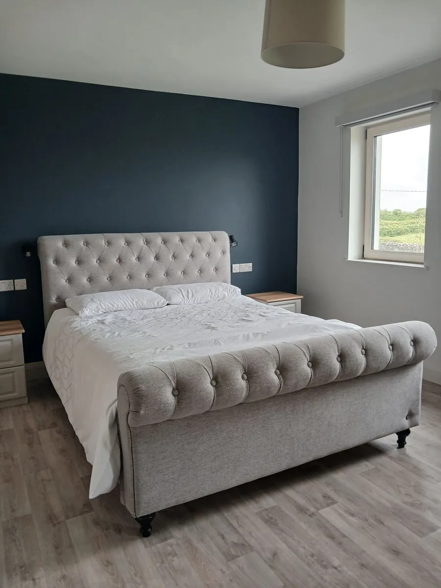 King size scroll bed with respa matress - Image 1