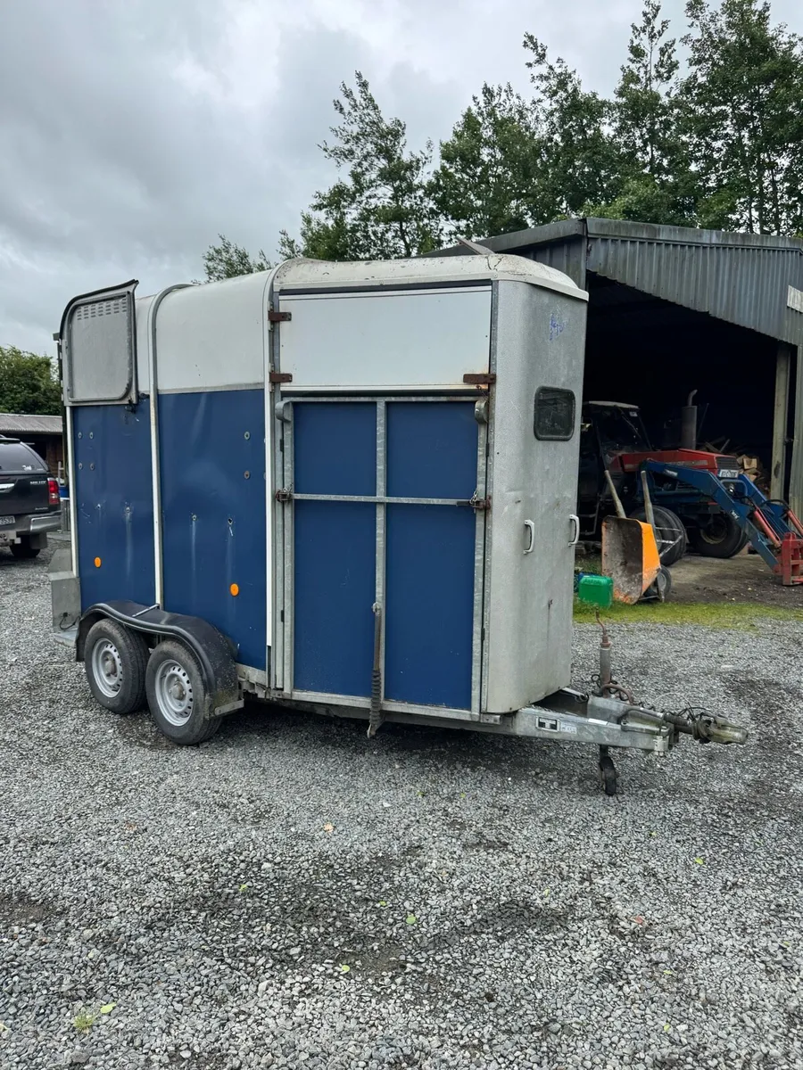505 hunter - Image 1