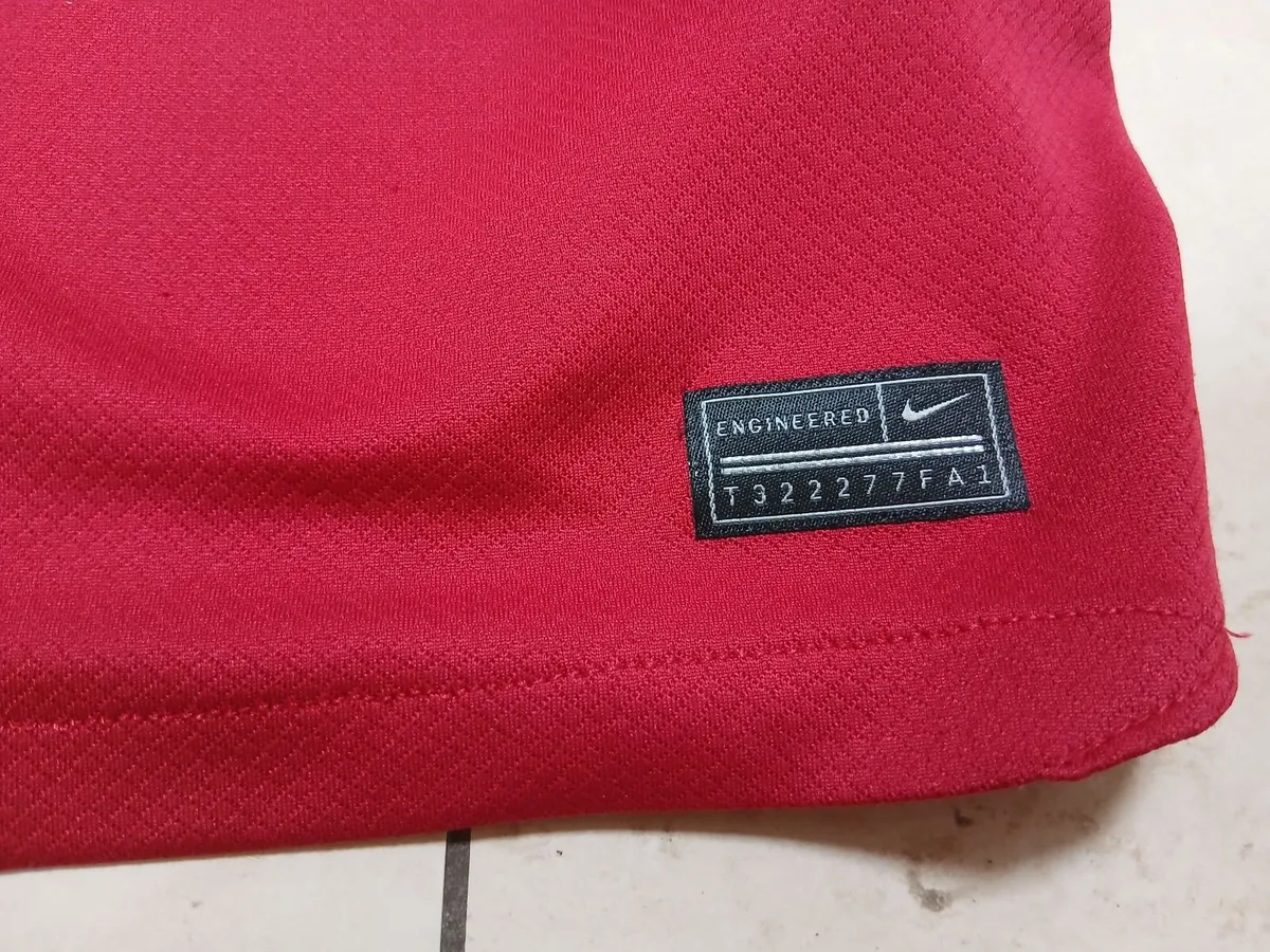 Liverpool kit kids med - Image 4