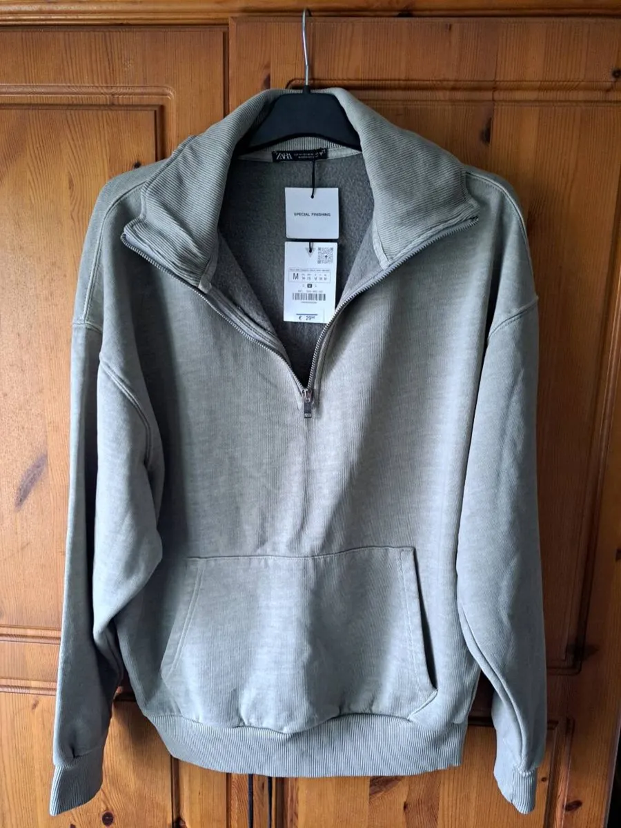 Zara pale green casual top - Image 1