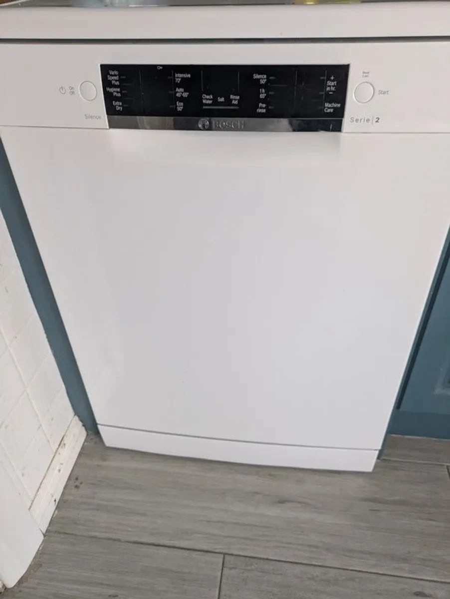 Bosch Dishwasher - Image 1