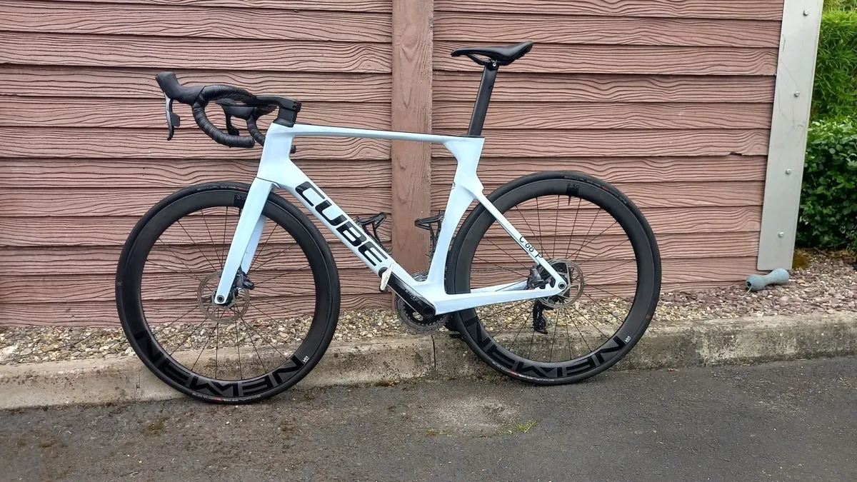 Cube Litening Aero Pro - C:68x P Race Road bike - Image 1