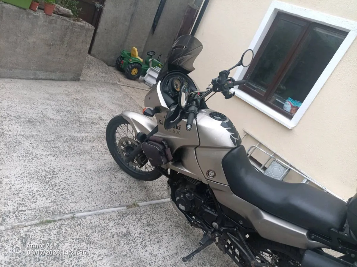 2005 Kawasaki KLE 500 - Image 3