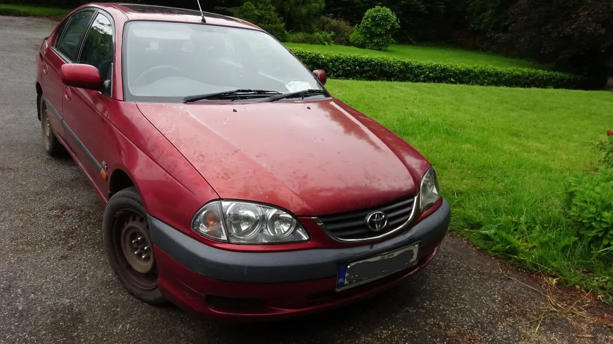 Toyota Avensis 2002 - Image 2