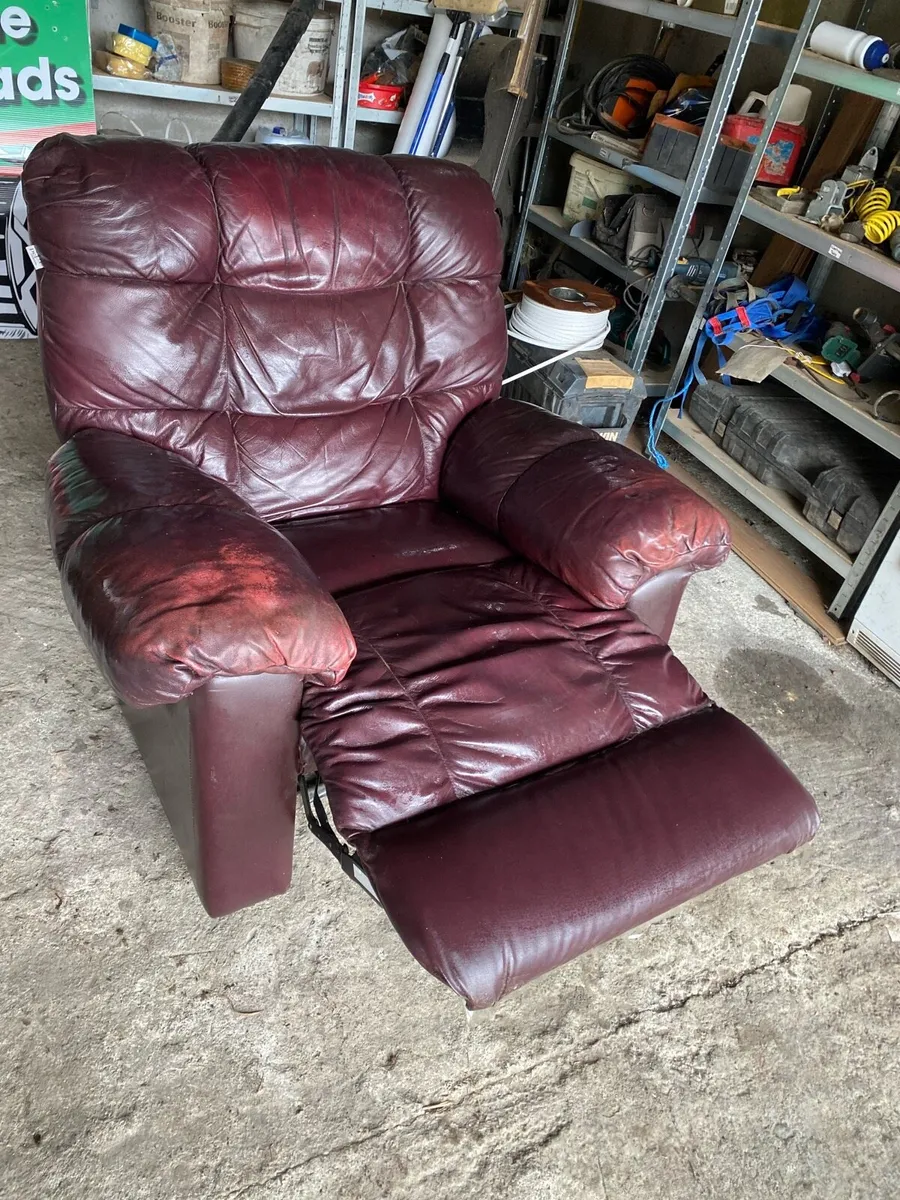 2 Queen Anne Chairs and Leather Recliner Armchair - Image 2