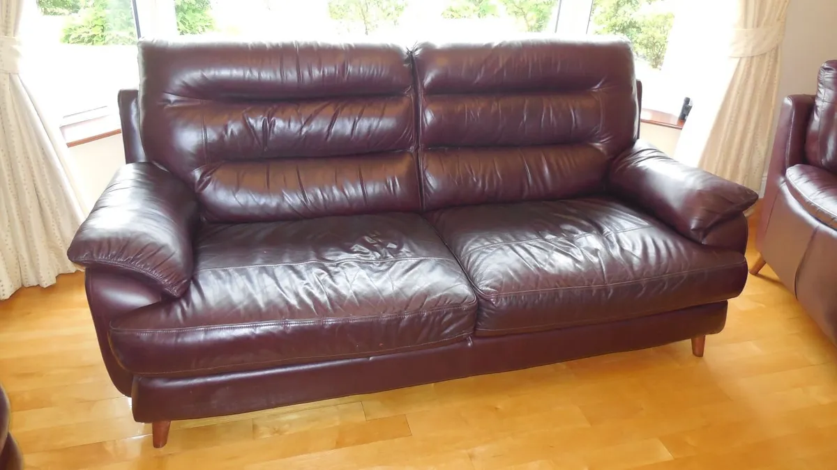 3 Piece Suite - Image 1