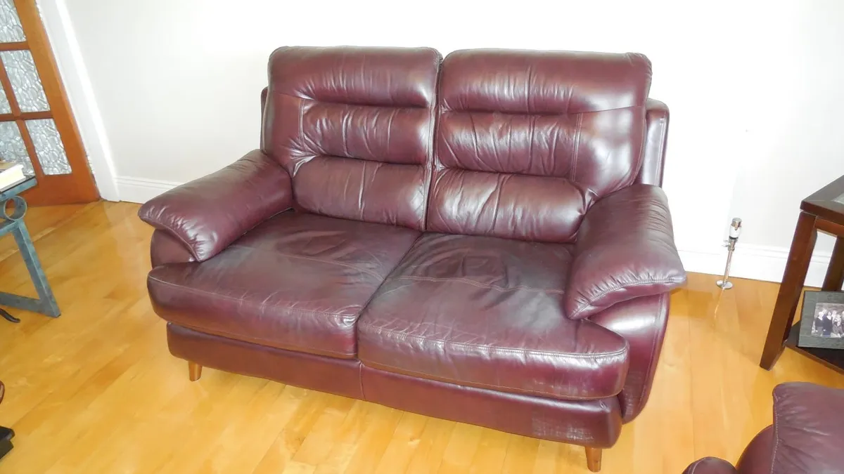 3 Piece Suite - Image 2