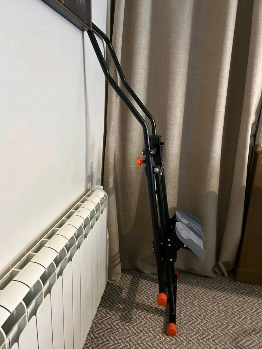 Foldable Air Walker Glider - Great Condition - Image 4
