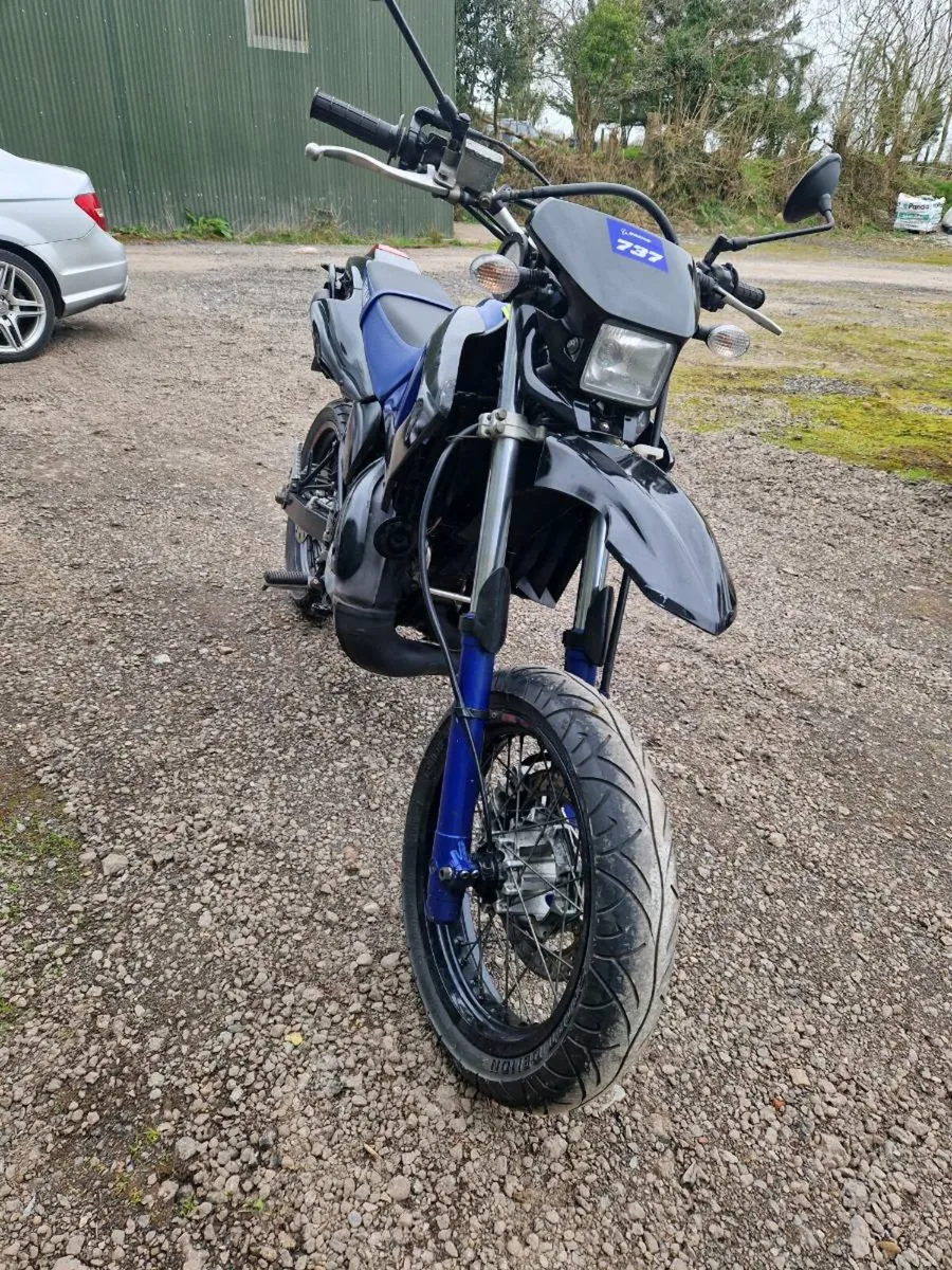 Yamaha DT125 X - Image 2
