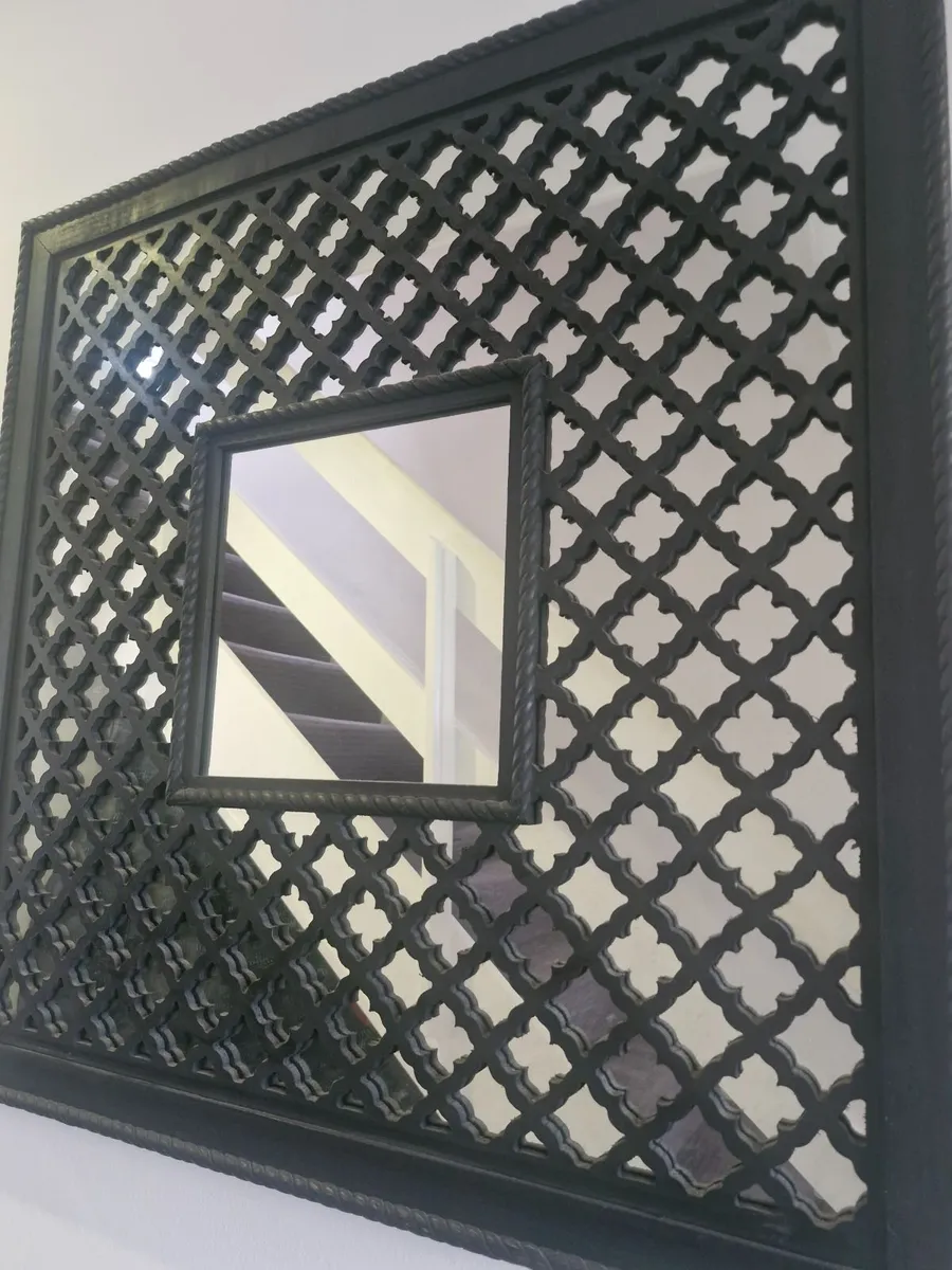 Mirror - Image 1