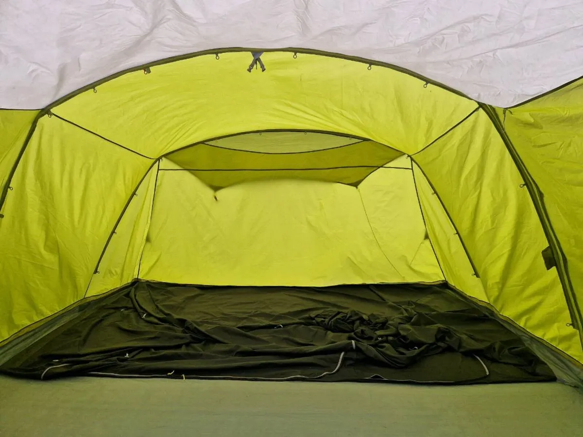 Vango 6 men XL tent - Image 4