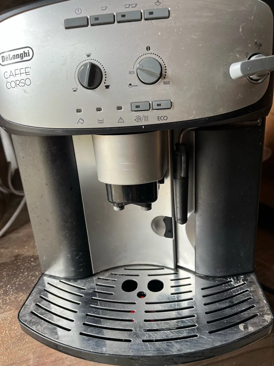 DeLonghi caffe machine - Image 2