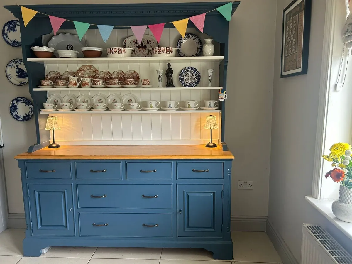 Beautiful Solid Wood Dresser / Display Cabinet - Image 2