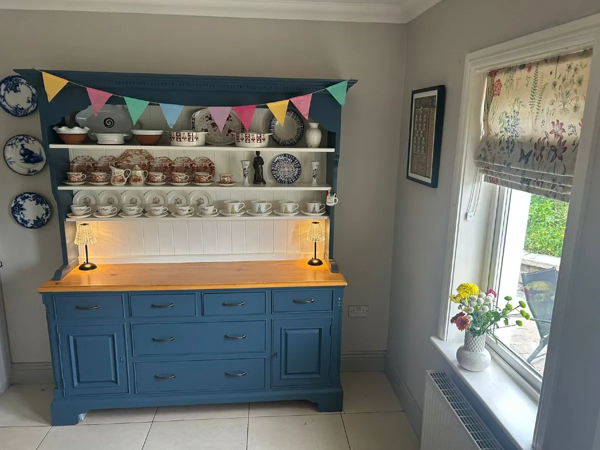 Beautiful Solid Wood Dresser / Display Cabinet - Image 1