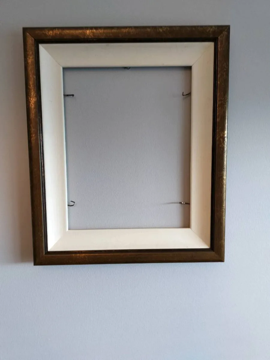 Wooden picture frame