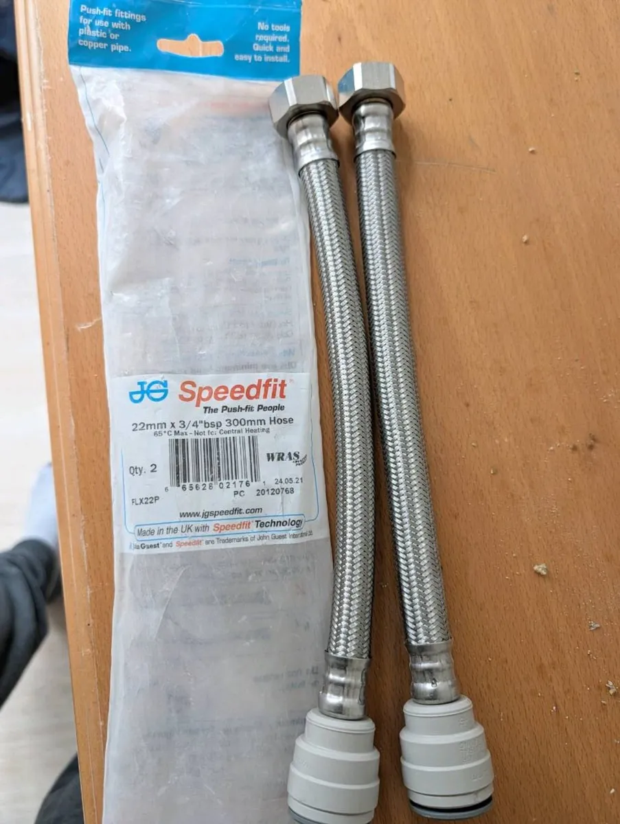 Hose 22mm X3/4 push fit flexible - Image 2