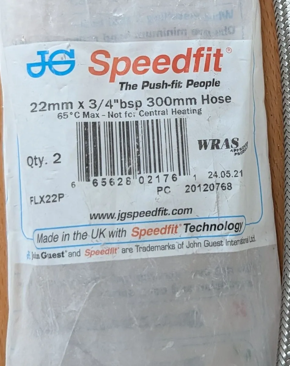 Hose 22mm X3/4 push fit flexible - Image 4