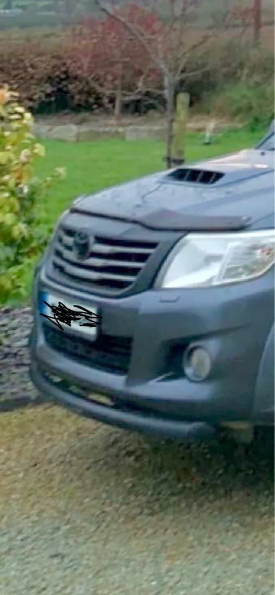 Hilux bullbar / Canopy/ BFGoodrich - Image 1