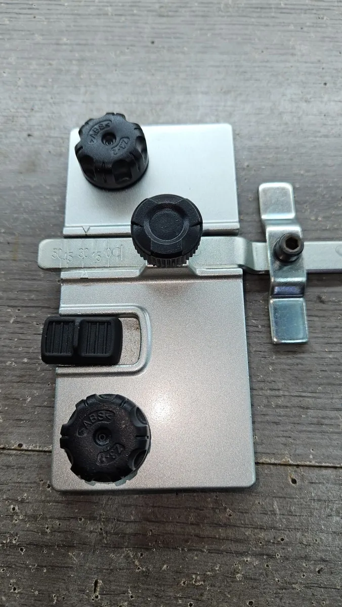 Makita guide rail adapter Dhs660 - Image 4