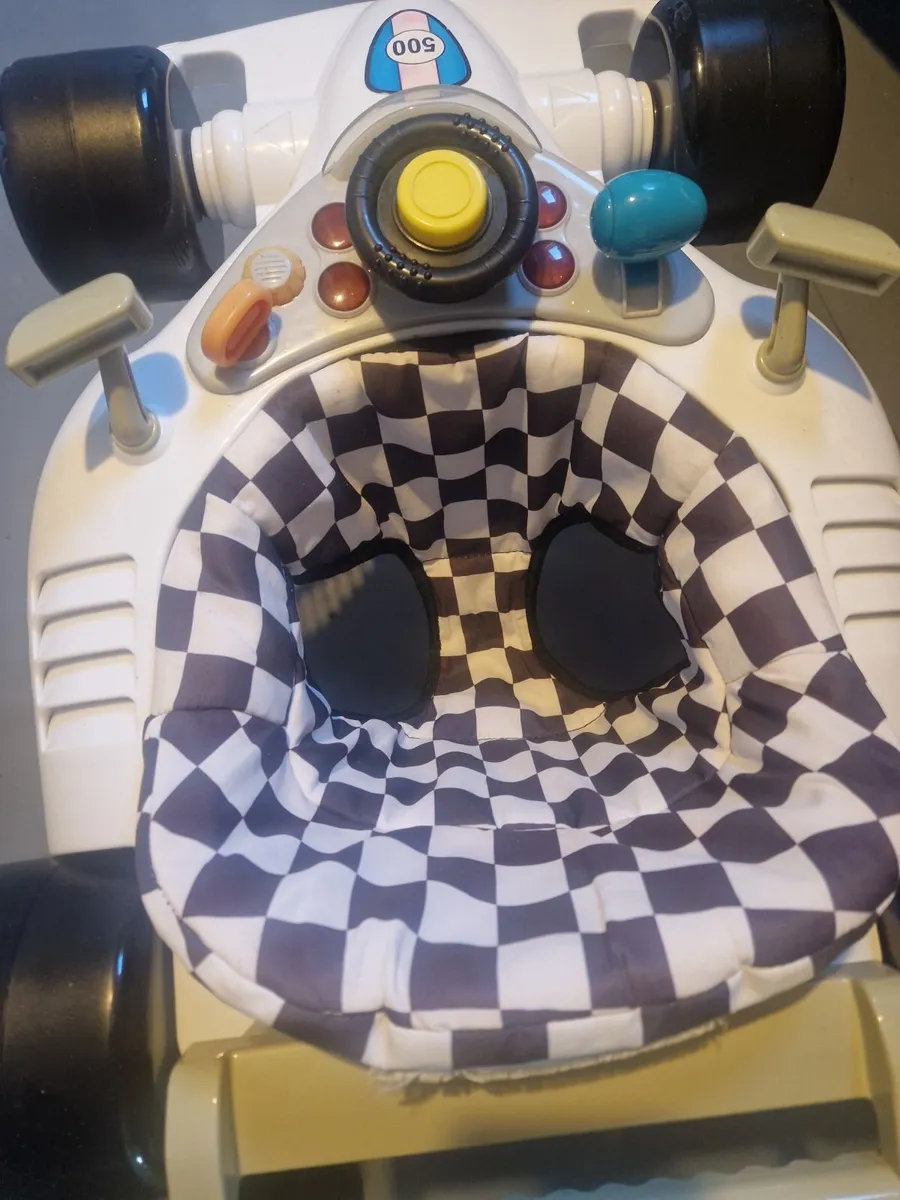 Baby walker - Image 2