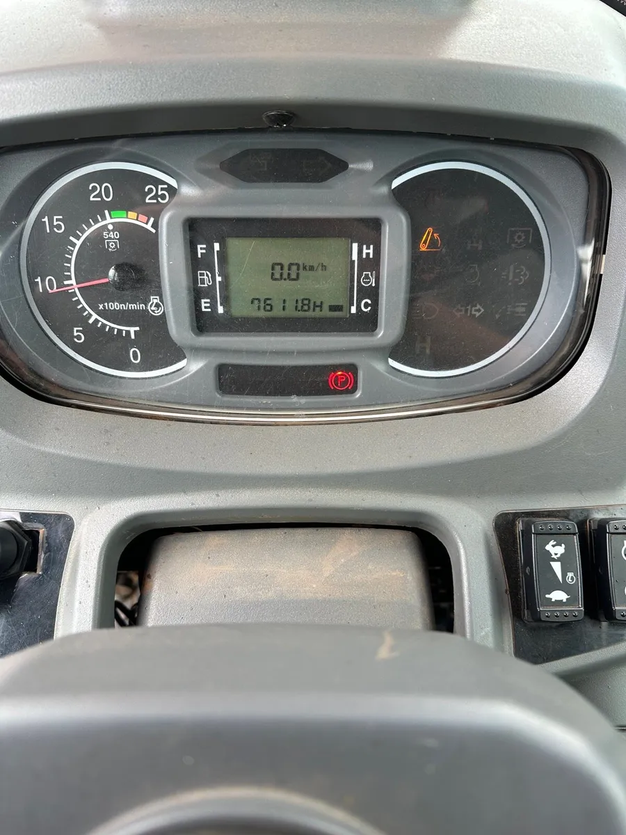 2018 Massey - Image 3