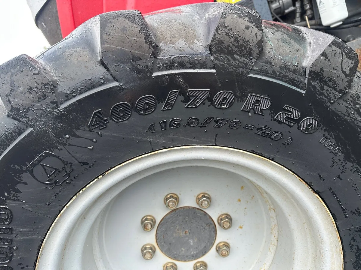 2018 Massey - Image 4