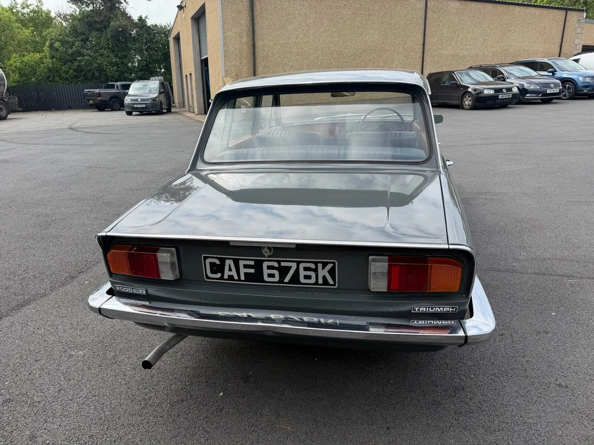 1971 Truimph   2000  saloon - Image 4