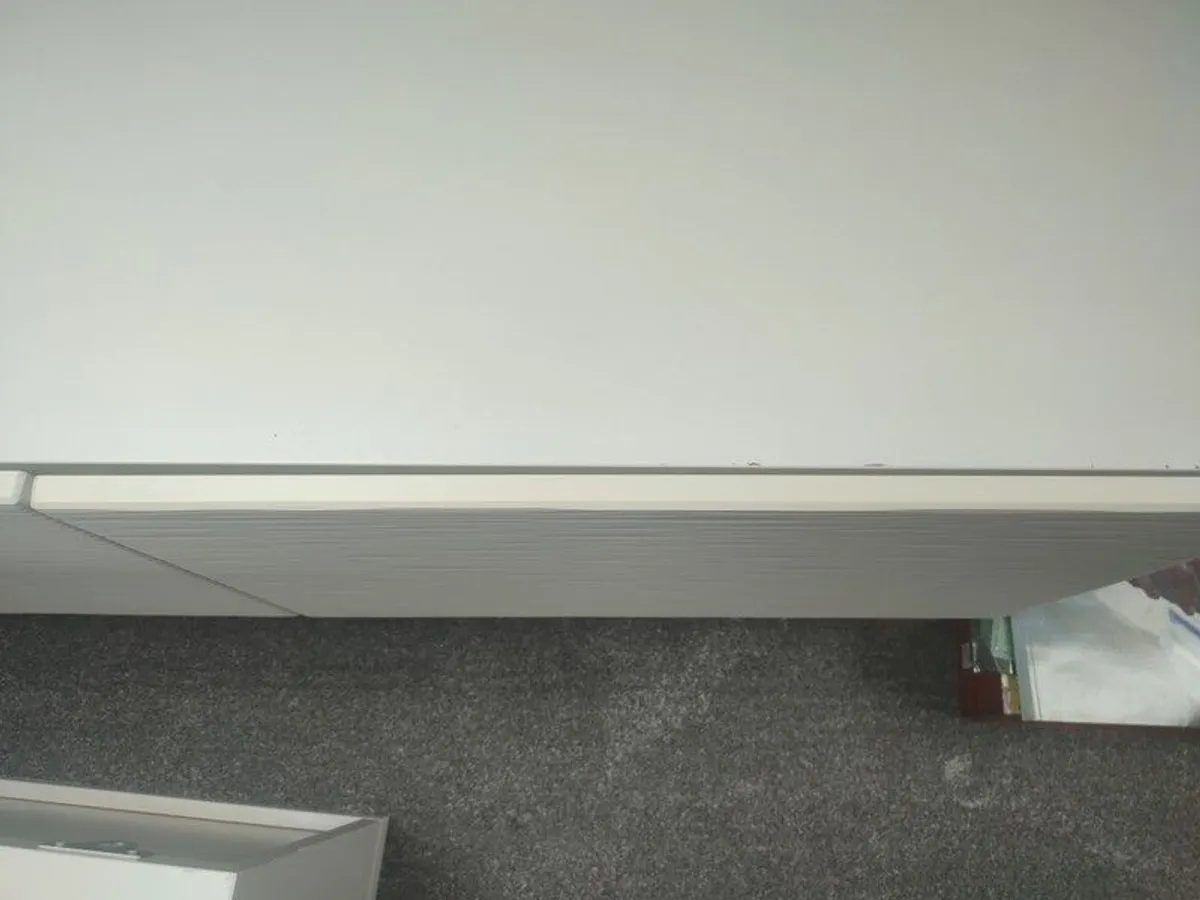 TV cabinet - Image 3