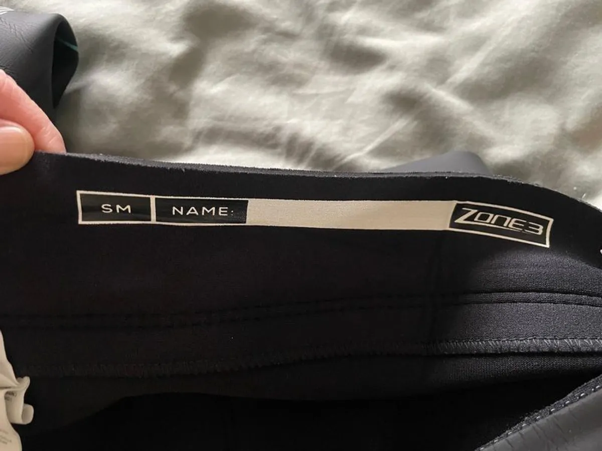 Zone 3 Azure Women's Wetsuit (SM) - Image 3