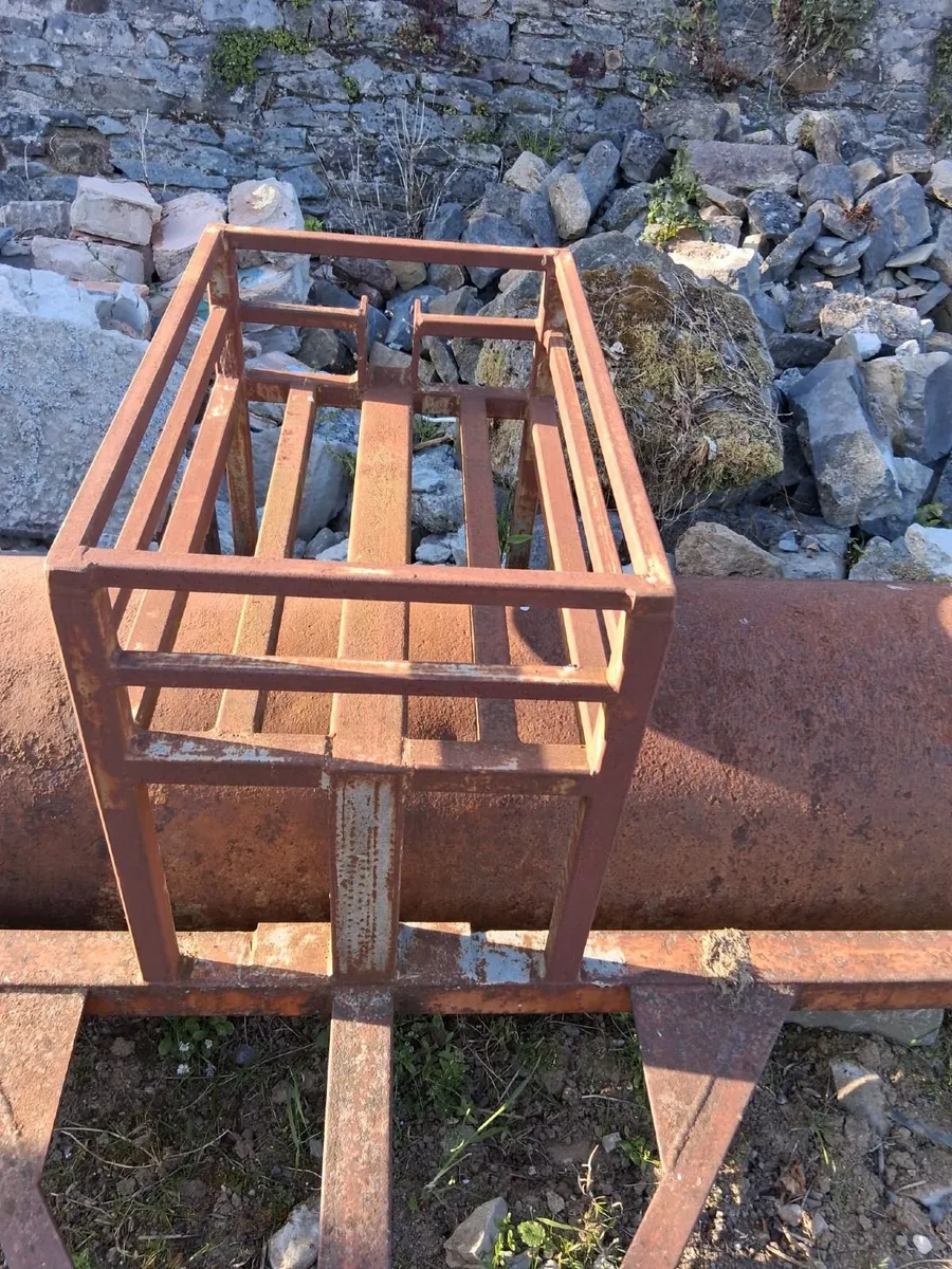 Roller - Image 1